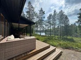 Honganranta Lakeside Cottage - 45 min from Helsinki