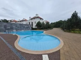 Apartment MiAMar in Rogowo with Furnished Terrace and Parking by Noclegi Renters