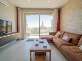 Ghajnsielem 4BR Home with Wifi, AC and comfy beds by 360 Estates