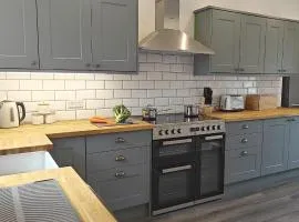 3 Bed in Penoyre 96240