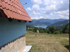Vila Suza-Vikendice i apartmani Jezdić