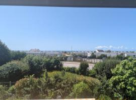Les amis de Saint Jacques 3 chambres, hotel v destinaci Sarzeau
