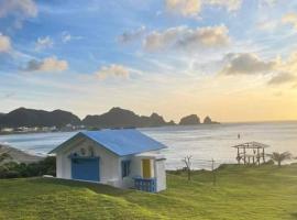 Lanyu Blue House Beach Villa – hotel w mieście Lanyu
