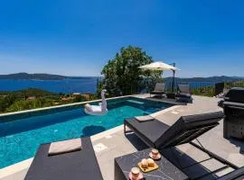 Villa Blue Sunset