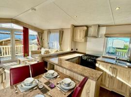 Lodge at Whitehouse leisure park, glamping site in Kinmel Bay
