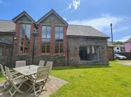 6 Bed in Blaencwm oc-t32688