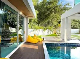 De Flourishing Hill Escape, Cha Am