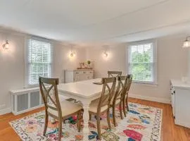 Cottage-Chic Retreat Less Than 1 Mi to Connecticut River!