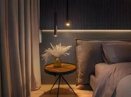 Parma 2305 - Elegance in the Urban Heart / Poblado