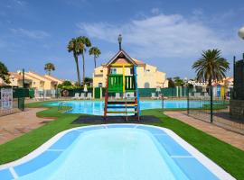 Bungalow with Terrace BBQ Pool in Maspalomas, bungalow in Maspalomas