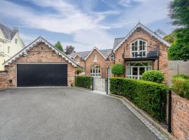 3 Bed Bowdon Mansion Free Parking, hotel sa Bowdon