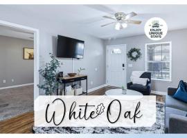 White Oak - fire pit fast wifi & free parking, hotel in Trenton