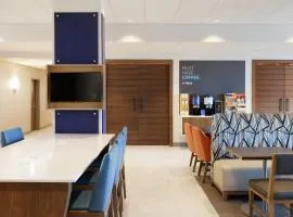 Holiday Inn Express & Suites Hebron - Cincinnati Airport by IHG
