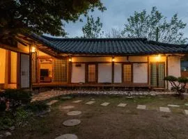 Yusunjae Hanok Pension