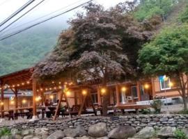 Yangyang Haneul Cheon Ddaji, hanok a Yangyang