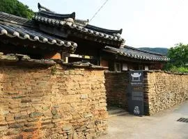 Goseong Choi Pil Khan Gotek
