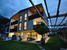 Alpenchalet Apartments, chata v destinaci Parcines