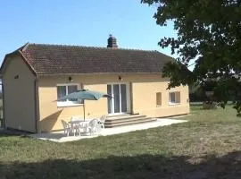 Maison rénovée avec vue sur la campagne, terrasse et jardin à Coutansouze - FR-1-489-478