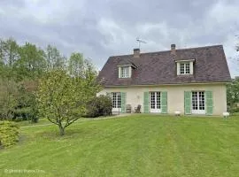 Grande maison familiale avec jardin, garage et jeux pour enfants - Parfait pour 15 personnes en Normandie. - FR-1-497-206