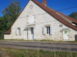 Maison rénovée en campagne avec jardin privé et tout confort, près de Vichy - FR-1-489-381