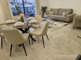 INF1.1D – Modern city flat near beach old town