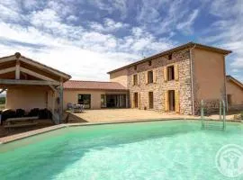 Gîte de luxe avec spa, piscine et sauna, animaux admis à Pinay - FR-1-496-274