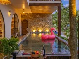 Alana Riverside Retreat