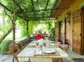 Designer Villa With Views Over Tiber Valley