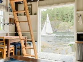 Captain's House With Private Dock In Bamble, hotel i Stathelle