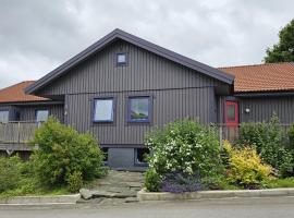 Apartment in Stocken, with sauna, 250 m from the sea, hotel in Ellös