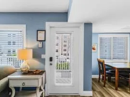 -Warm Sands- Fantastic Gulf Front Duplex! home