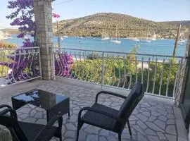 Two-Bedroom Apartment in Vinisce I