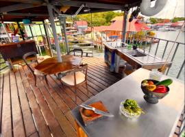 La Torre del Artista, hotel amb banyeres d'hidromassatge a Ciutat de Bocas del Toro