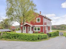 Spacious holiday home near Halleviksstrand, perfect for families，位于H&auml;lleviksstrand的别墅