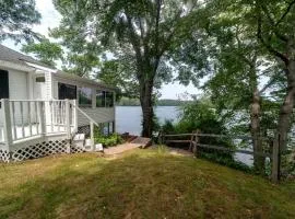 Charming Cabin Near Plymouth Rock, Massachusetts