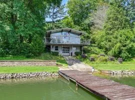 Launch and Dock Lake Norman Retreat with Scenic Deck