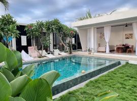 Villa Sabrina Lombok、Montongbuwohのホテル