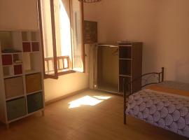 le sept 2, hotel en Manosque