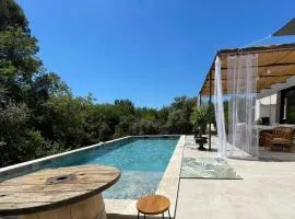 Suite parentale située dans le triangle d'or du Luberon