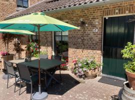 Vakantieboerderij De schapenweide, hôtel à Wijlre