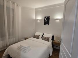 Appartement cosy aux portes de Paris, ξενοδοχείο στο Bois-Colombes