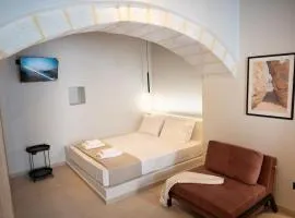 Kimolos Arch House