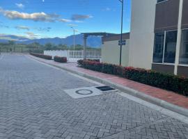 Apartamento Amoblado primer piso, 2 habitaciones, aire acondicionado, conjunto residencial GOYA &ndash; zakwaterowanie bez wyżywienia 