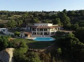 Villa EaglesRock & Spa - Droushia