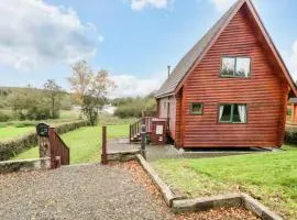 Cois na hÉirne - Log Cabin on the Erne