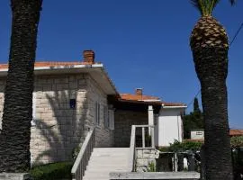 A1 apartment with terrace 1 min walk to the beach