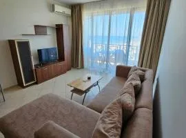 Lozenets Oasis Beach Home Four