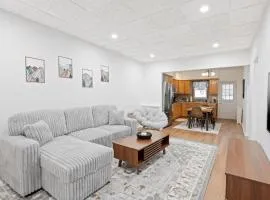 Cozy Lodi Home ,23m to NYC, 3Car Driveway