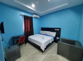 LeMonet B&B Lodge: Mama şehrinde bir otel