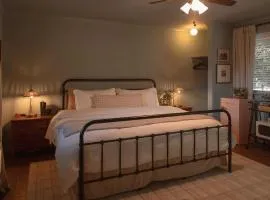 Falling Water Room on Lookout Mountain